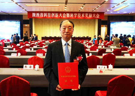 中國西電集團(tuán)8項(xiàng)新產(chǎn)品通過行業(yè)鑒定達(dá)到國際領(lǐng)先水平1